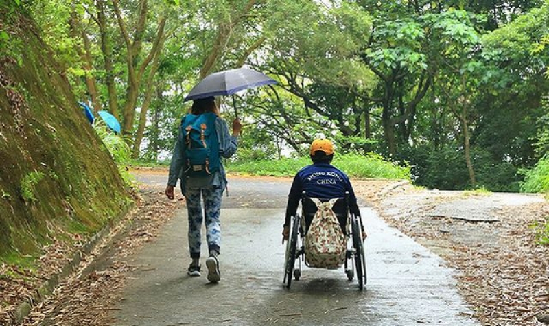 【跳出轮椅框框】推「无障碍郊游路线」　行山网主：伤残人士有接近自然权利