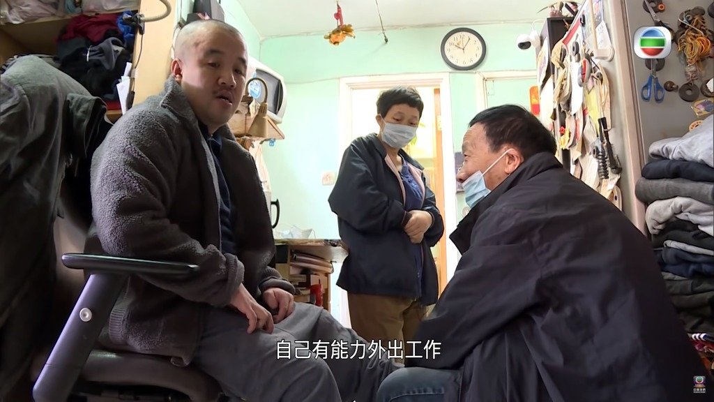 雖然年事已高，劉生仍盡量工作幫家計。