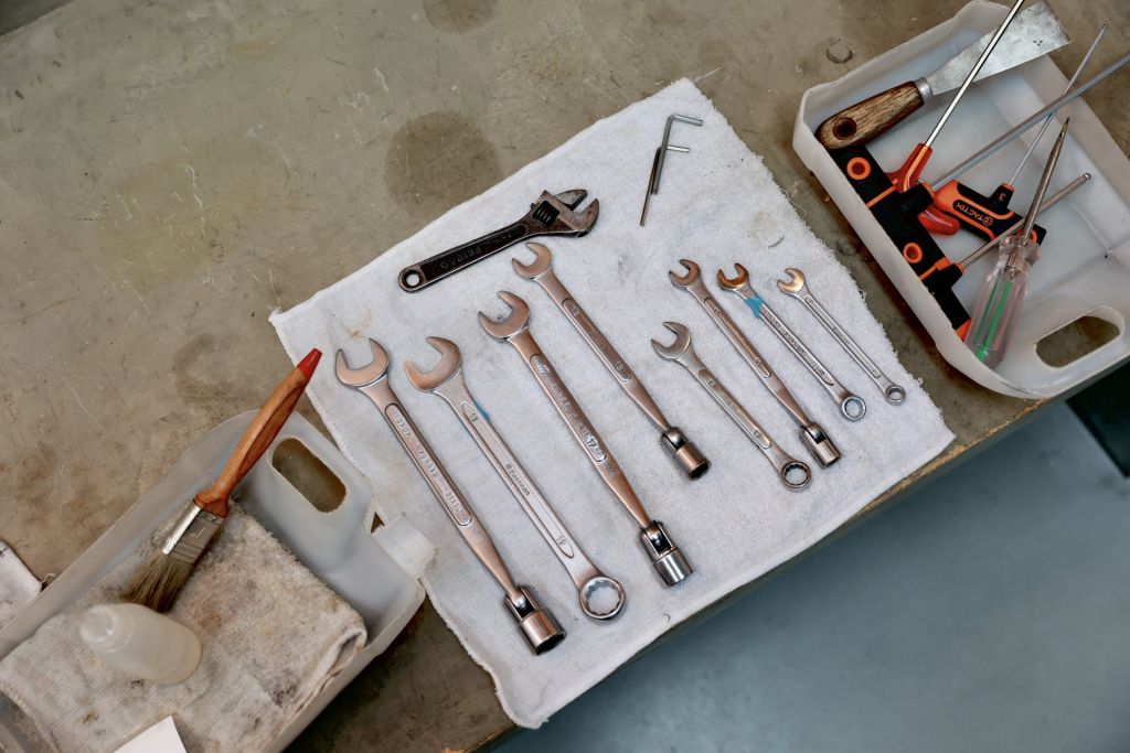 行動器材租借服務少不了由一眾輪椅維修義工幫助保養及維修。

