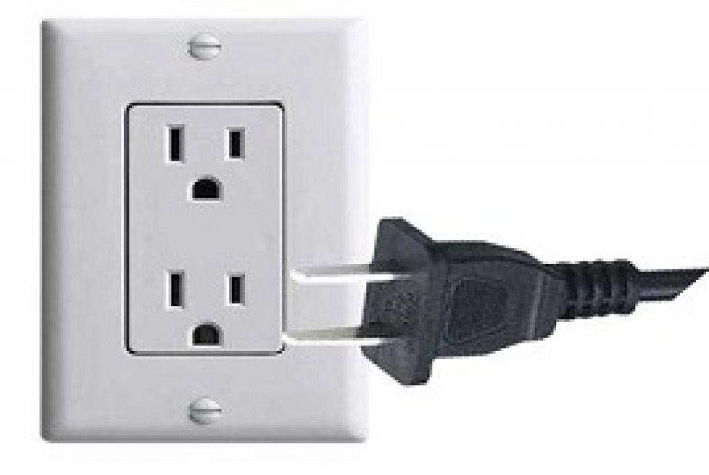 唯一需要注意是香港與日本的電壓不同,插頭和插蘇為一對垂直腳。同時,因為日本的電壓比香港低,電動輪椅朋友如欽為電動輪椅充電便必須自備變壓器,否則充電器便會造成短路,導致電動輪椅無法充電。