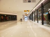 Picture-Shopping mall 2/F also has well-known brand fashion stores from all over the world